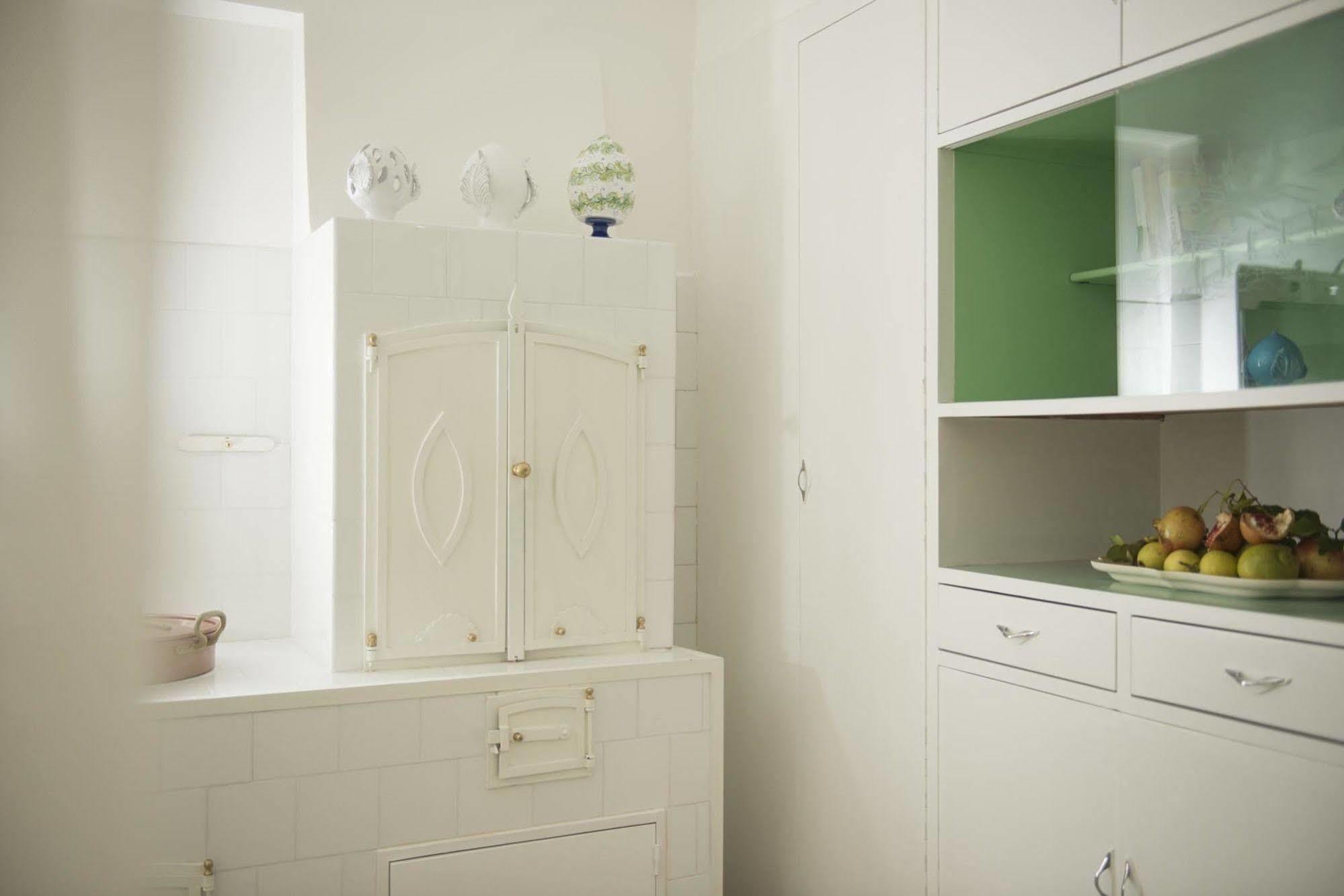 Bed and Breakfast Dimora Cappuccini Cisternino Exterior foto