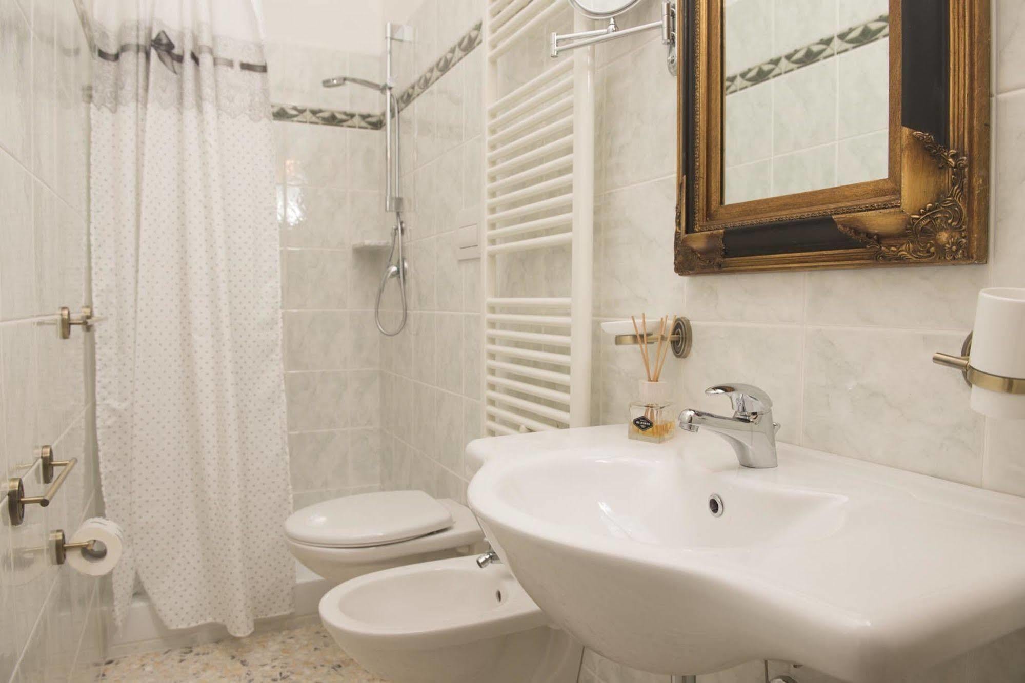 Bed and Breakfast Dimora Cappuccini Cisternino Exterior foto